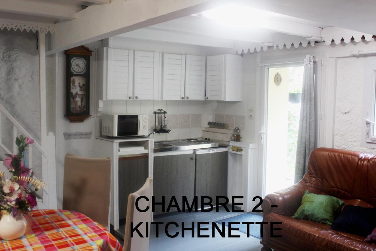 Chez Martine Et Bernard Bed & Breakfast Saint-Vincent-Sterlanges Bagian luar foto